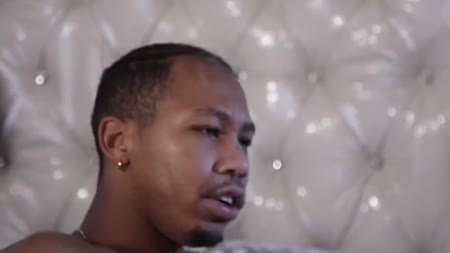 Пошлая невеста изменяет мужу в брачную ночь с негром